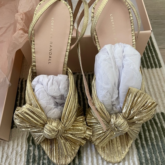 NEW Loeffler Randall Camellia Gold Pleated Bow Heel Size 9.5 - Picture 6 of 7